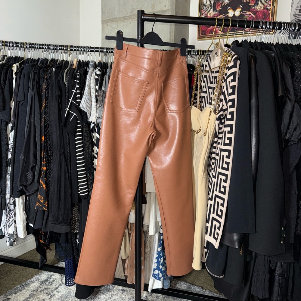 Wilfred Aritzia The Melina Vegan Leather Straight Leg Pants Brown Womens 2 EUC - Picture 8 of 11